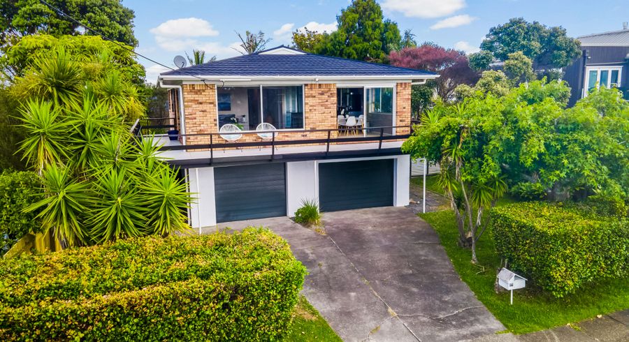  at 7A Hyde Road, Rothesay Bay, Auckland