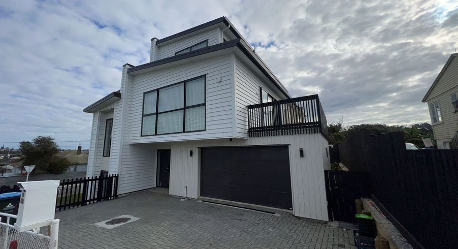  at 15A Beagle Avenue, Mount Albert, Auckland City, Auckland