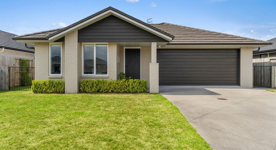  at 20 Fearnley Grove, Pyes Pa, Tauranga