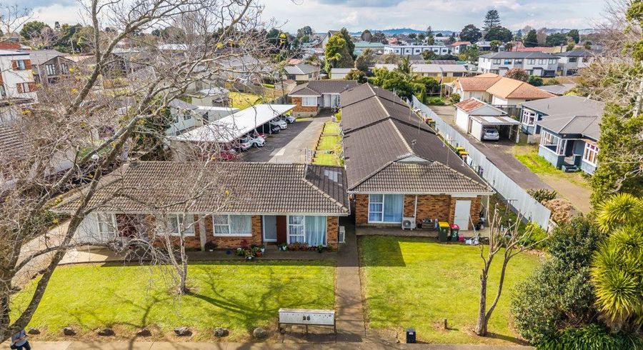  at 28 Landscape Road, Papatoetoe, Manukau City, Auckland