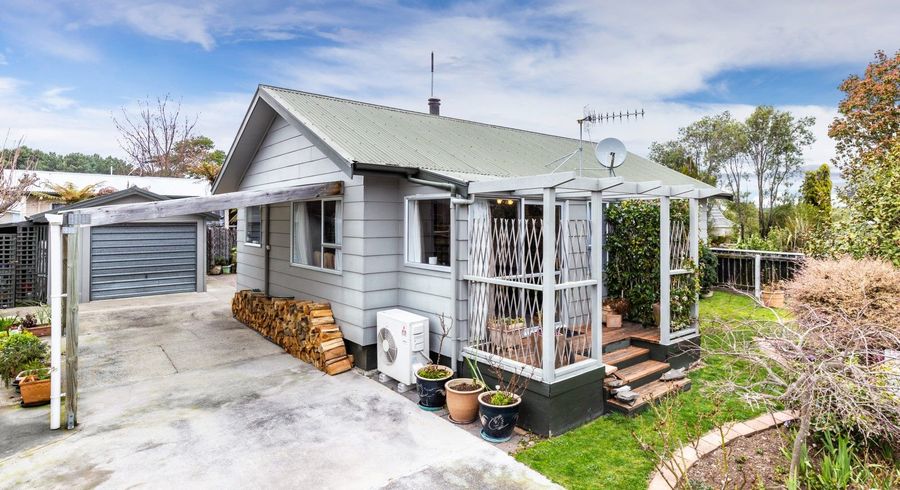  at 2/12 Anna Place, Hilltop, Taupō