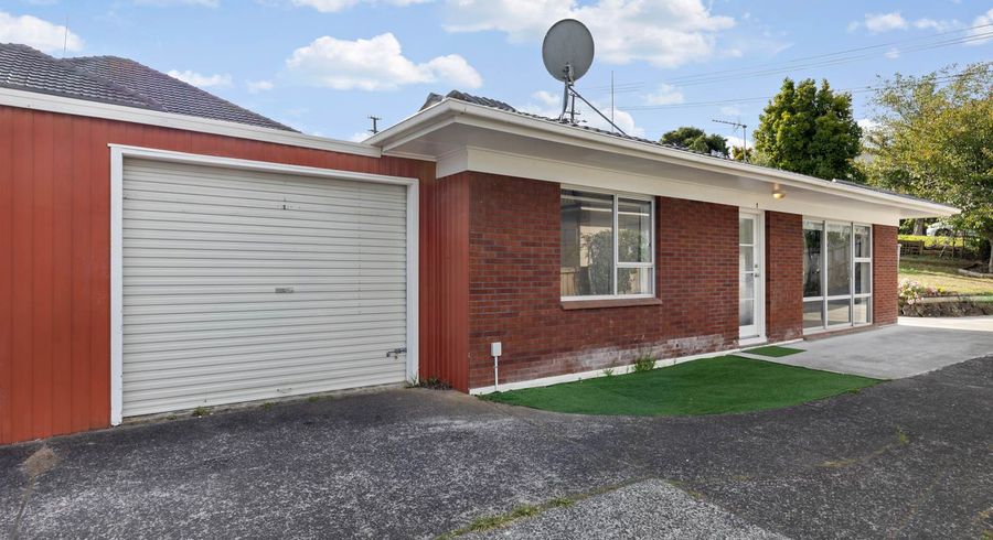  at 1/58 Glengarry Road, Glen Eden, Auckland