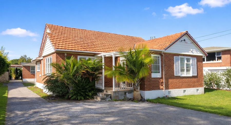  at 960 Dominion Road, Mount Roskill, Auckland City, Auckland