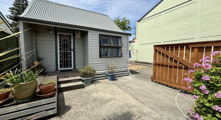  at 482 Hastings Street, Napier South, Napier, Hawke's Bay