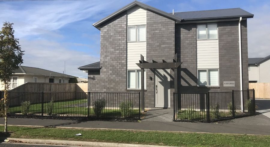  at 2/30 Beatty Street (Room A), Melville, Hamilton, Waikato