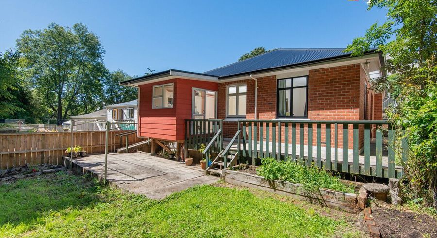  at 8 Hawthorn Avenue, Mornington, Dunedin