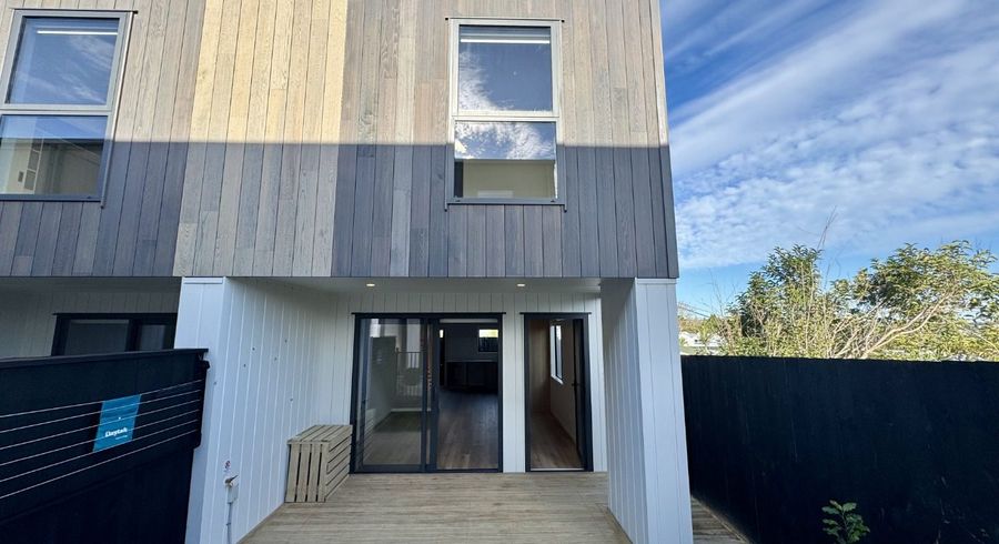  at 13/506 Glenfield Road, Bayview, North Shore City, Auckland