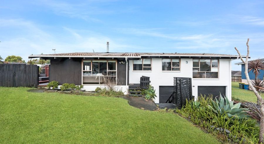  at 44 Miltonia Avenue, Te Atatu South, Waitakere City, Auckland
