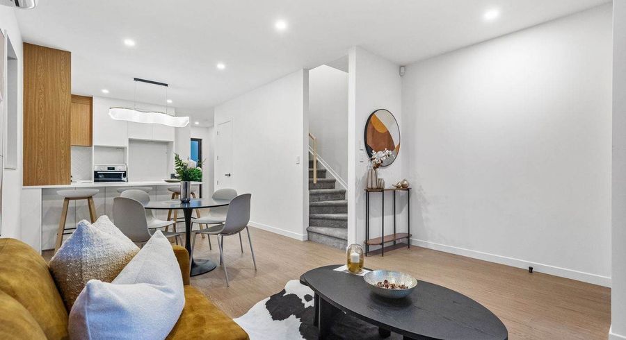  at 212 Henwood Road, Westgate, Waitakere City, Auckland