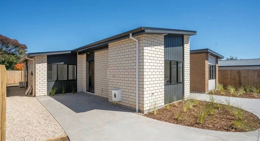 at 1/22 Dalgliesh Av, Forest Lake, Hamilton, Waikato
