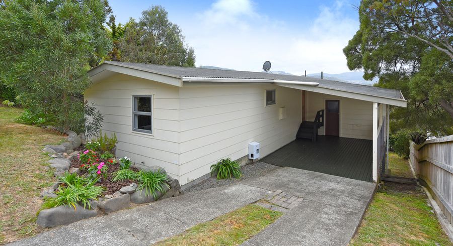  at 6 Duncraig Street, Silverstream, Upper Hutt