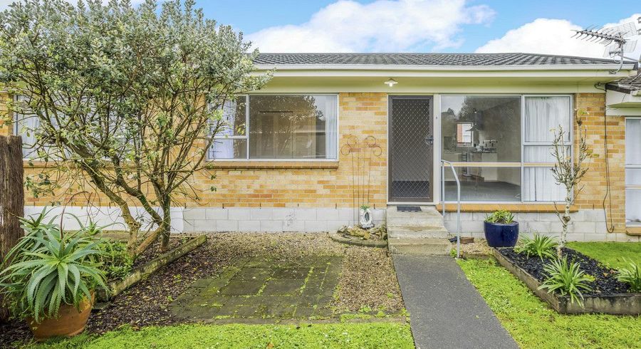  at 3/4 Panorama Road, Mount Wellington, Auckland