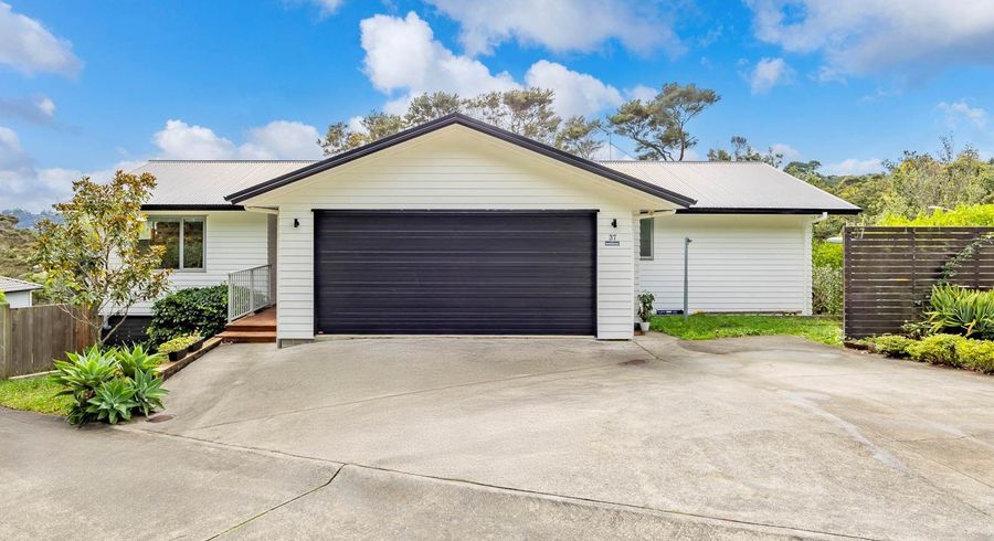  at 37 Bernard Magnus Lane, Greenhithe, North Shore City, Auckland