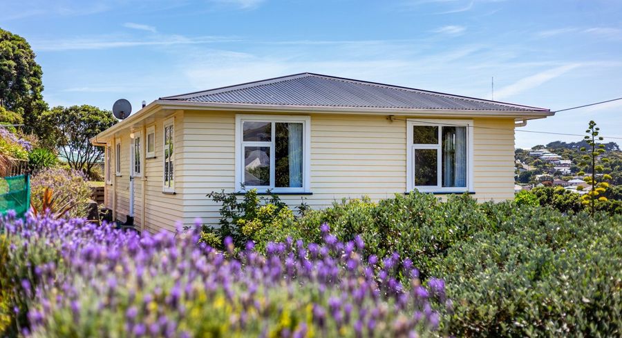  at 48 Te Pene Avenue, Titahi Bay, Porirua, Wellington