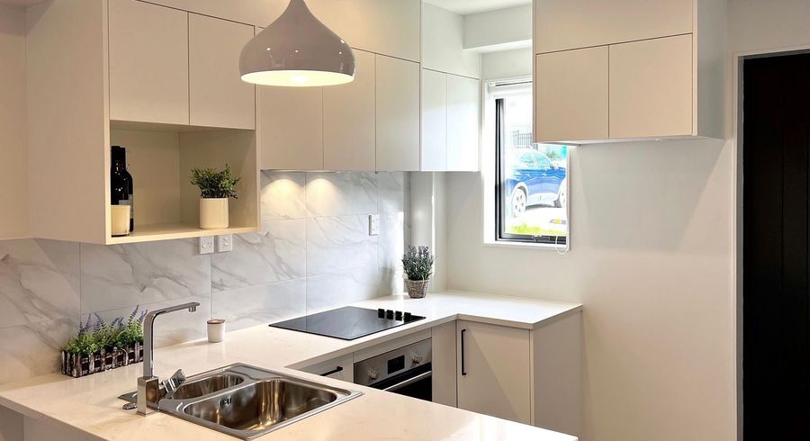  at 57 Morihana Close, Glen Eden, Waitakere City, Auckland