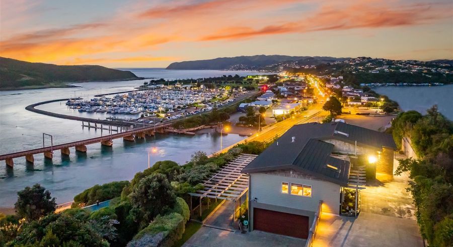  at 62 Kiriwai Road, Paremata, Porirua