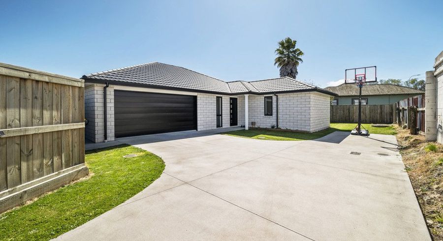  at 1A Lee Road, Hannahs Bay, Rotorua, Bay Of Plenty