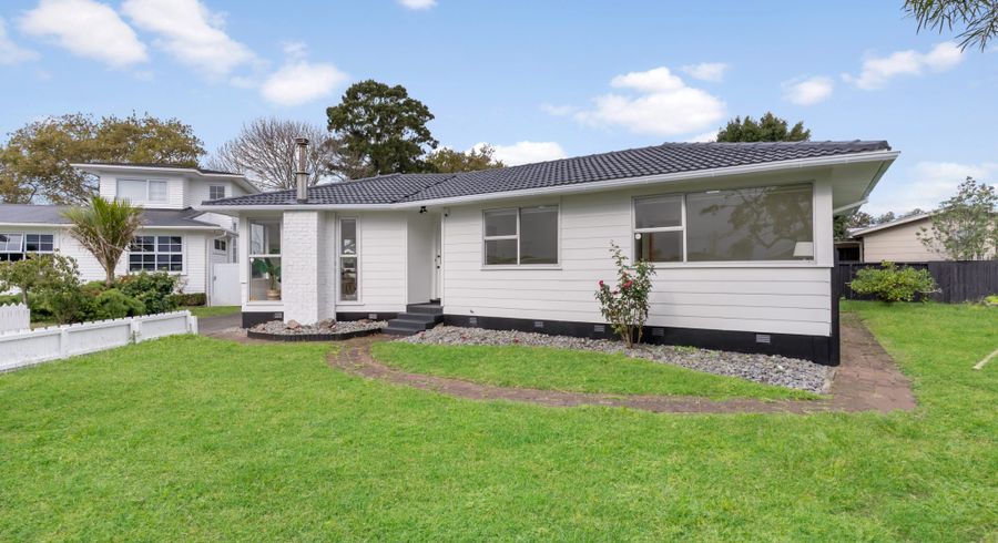  at 17 Nan Place, Pakuranga Heights, Manukau City, Auckland