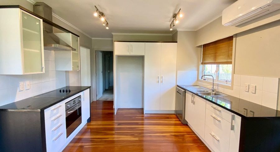  at 11a Waione Avenue, Te Atatu Peninsula, Waitakere City, Auckland