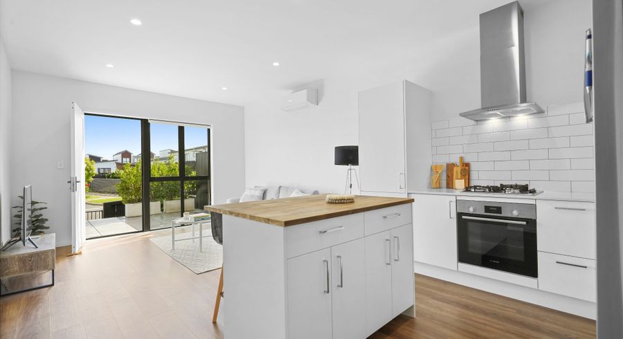  at 77 Tahere Road, Totara Park, Manukau City, Auckland