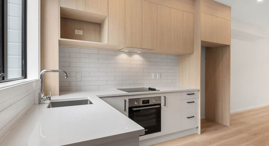  at 55E Redwood Drive, Massey, Waitakere City, Auckland