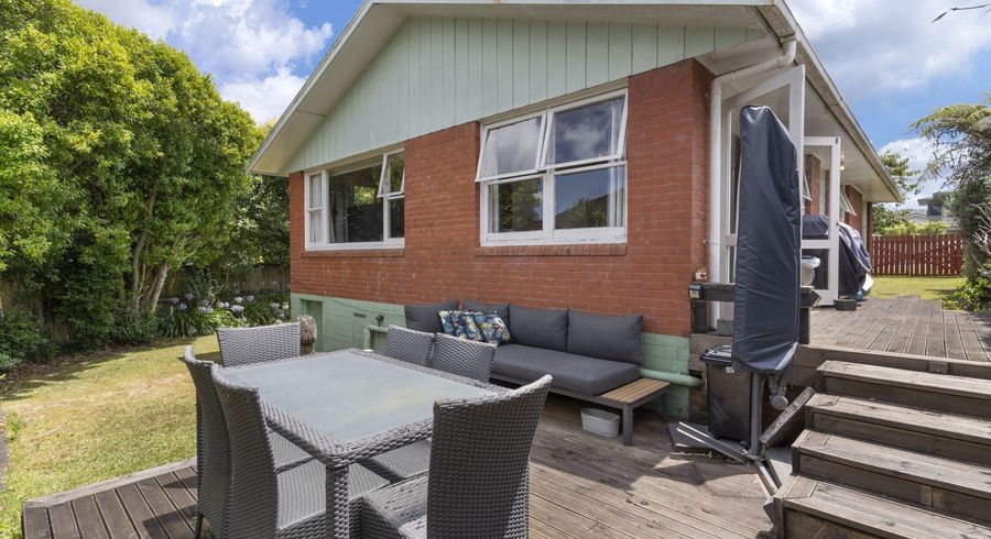 at 1/52 Wiseley Road, Hobsonville, Auckland