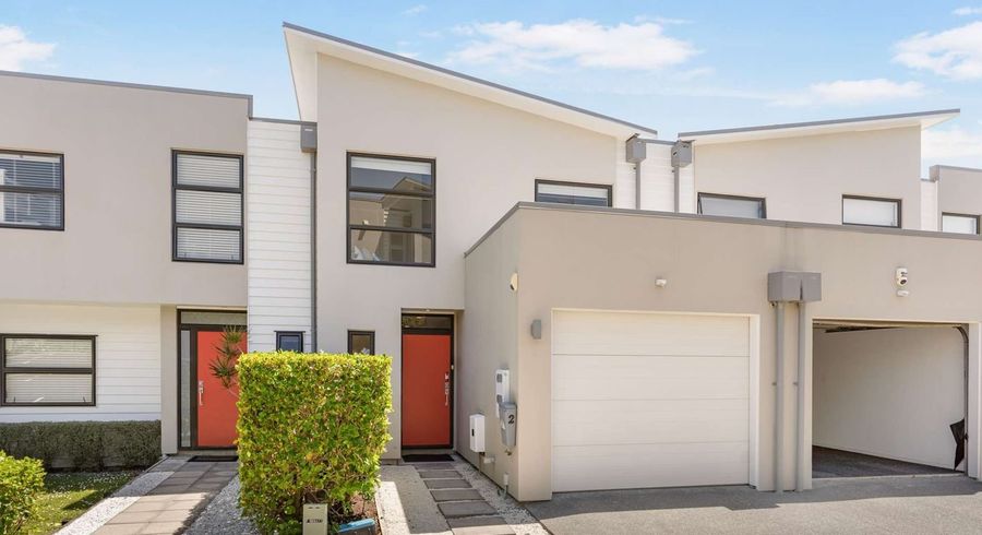  at 2/40 Scarlet Oak Drive, Schnapper Rock, Auckland