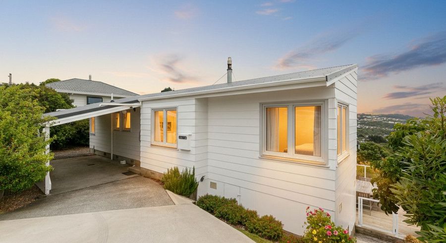  at 5 Trinidad Crescent, Grenada Village, Wellington, Wellington