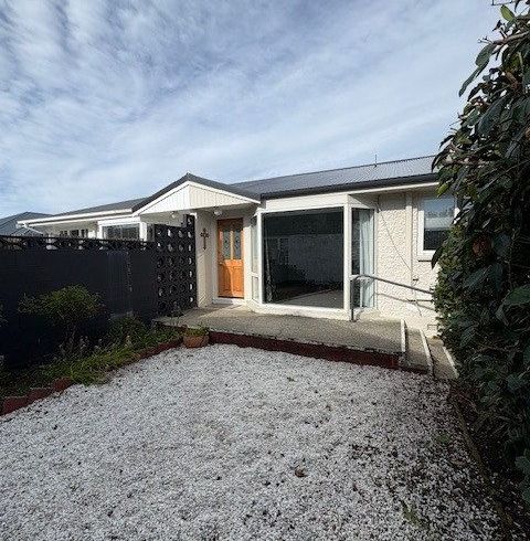  at 206 Lorn Street, Glengarry, Invercargill