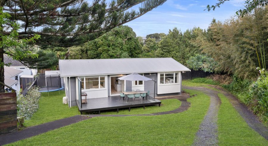  at 3 Mclennan Road, Mount Wellington, Auckland