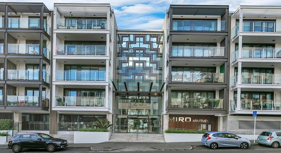  at 204/25-27 Enfield Street, Mount Eden, Auckland City, Auckland