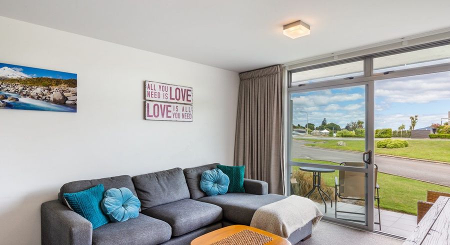  at 1/300 Lake Terrace, Two Mile Bay, Taupo