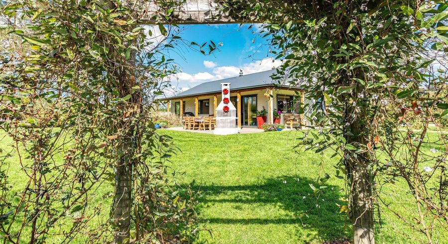  at 394 Kaiwhaiki Road, Kaiwhaiki, Whanganui, Manawatu / Whanganui