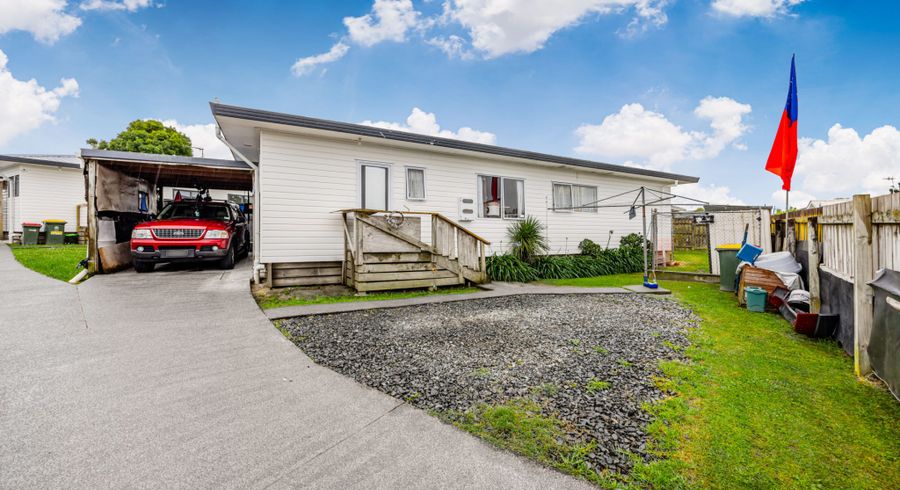  at 1/5 Solveig Place, Randwick Park, Manukau City, Auckland