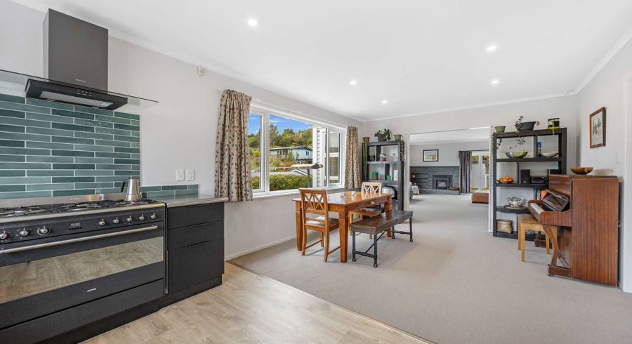  at 13 Stratton St, Normandale, Lower Hutt, Wellington