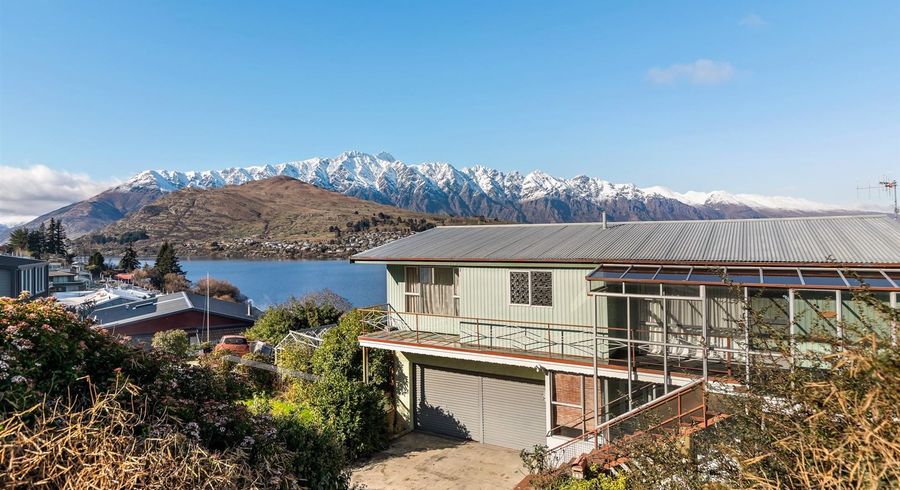  at 129 Frankton Road, Queenstown