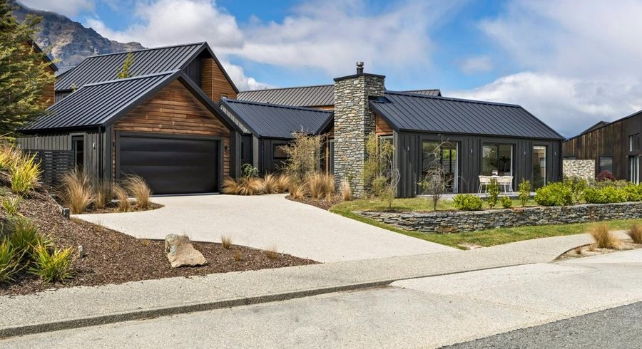  at 35  Rannoch Drive, Jacks Point, Queenstown-Lakes, Otago