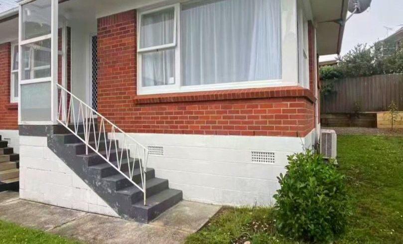  at 4/13a  Evelyn Place, Hillcrest, North Shore City, Auckland