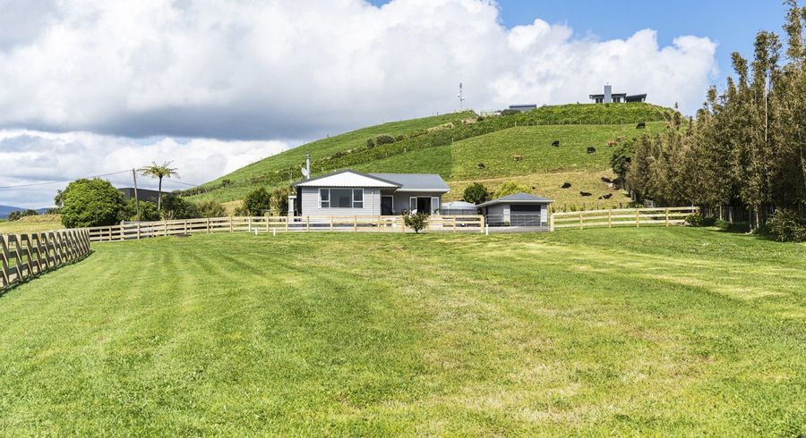  at 100 Hurford Road, Omata, New Plymouth