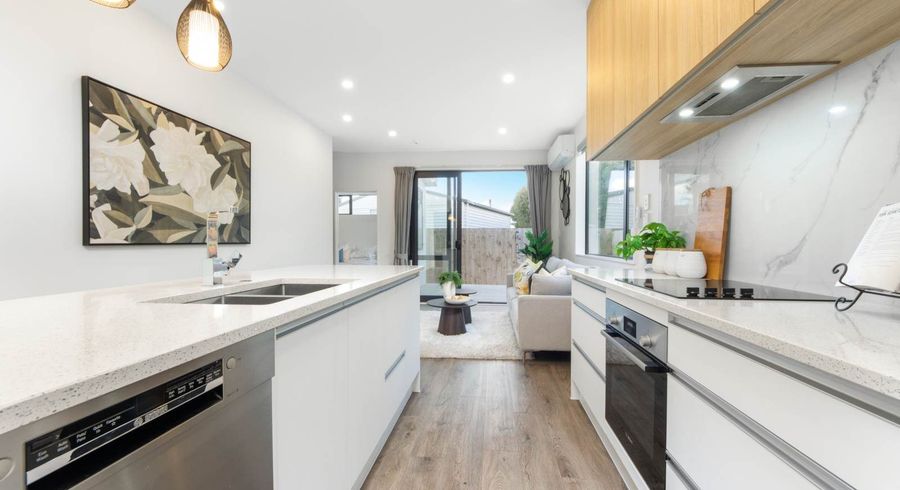  at 96A Botany Road, Botany Downs, Manukau City, Auckland