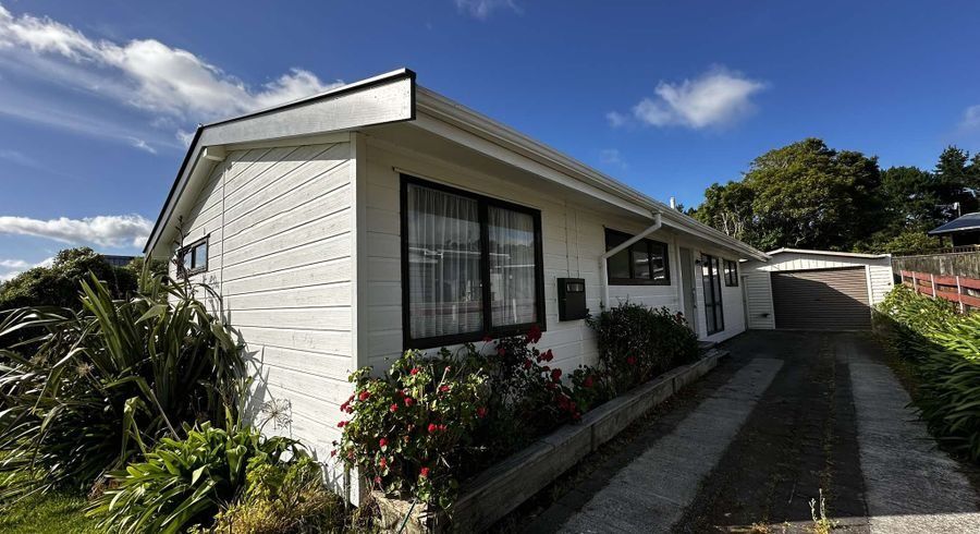  at 77 Park Road, Belmont, Lower Hutt