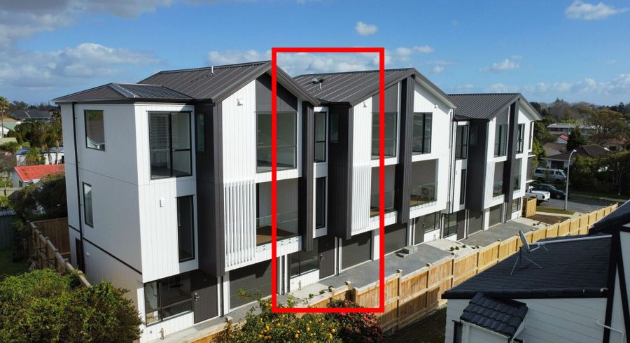  at 24D Tomintoul Place, Highland Park, Manukau City, Auckland