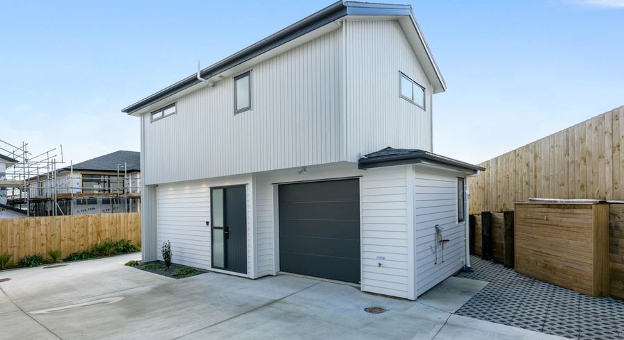  at 12 September Place, Forrest Hill, Auckland