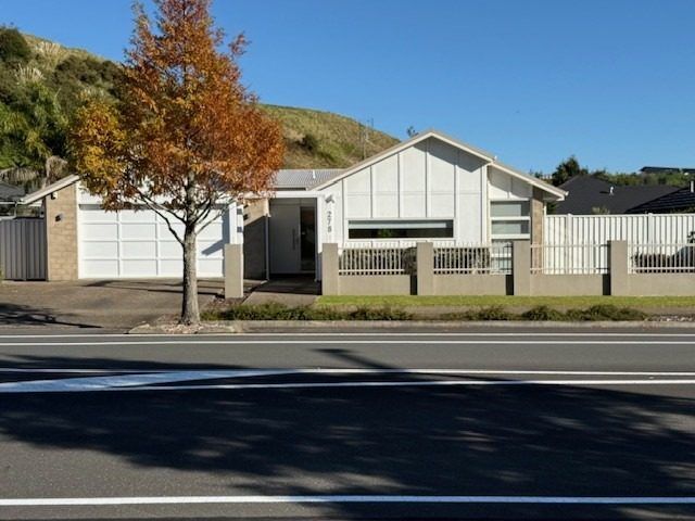  at 278 Lakes Boulevard, Pyes Pa, Tauranga, Bay Of Plenty