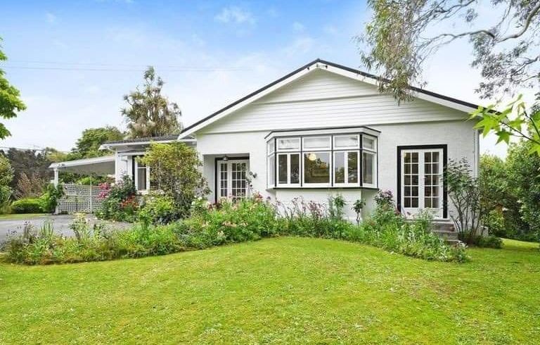  at 10 Prouse Grove, Silverstream, Upper Hutt