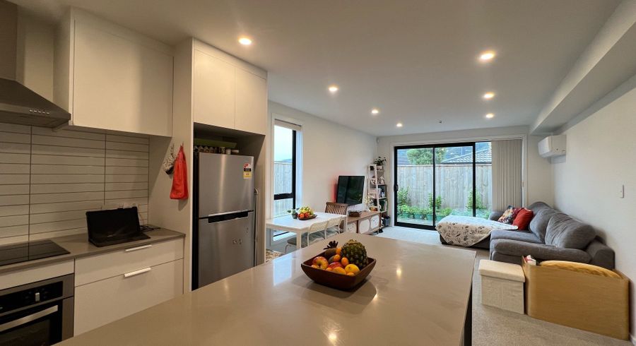  at 9/27 Main Road, Wainuiomata, Lower Hutt