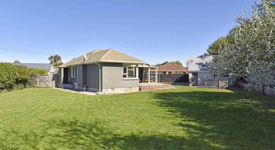  at 21 Wildwood Avenue, Wainoni, Christchurch