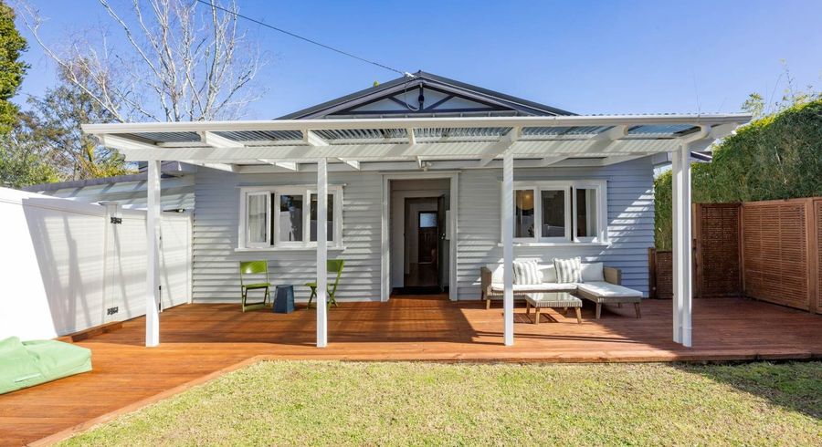  at 49a Konini Road, Titirangi, Waitakere City, Auckland