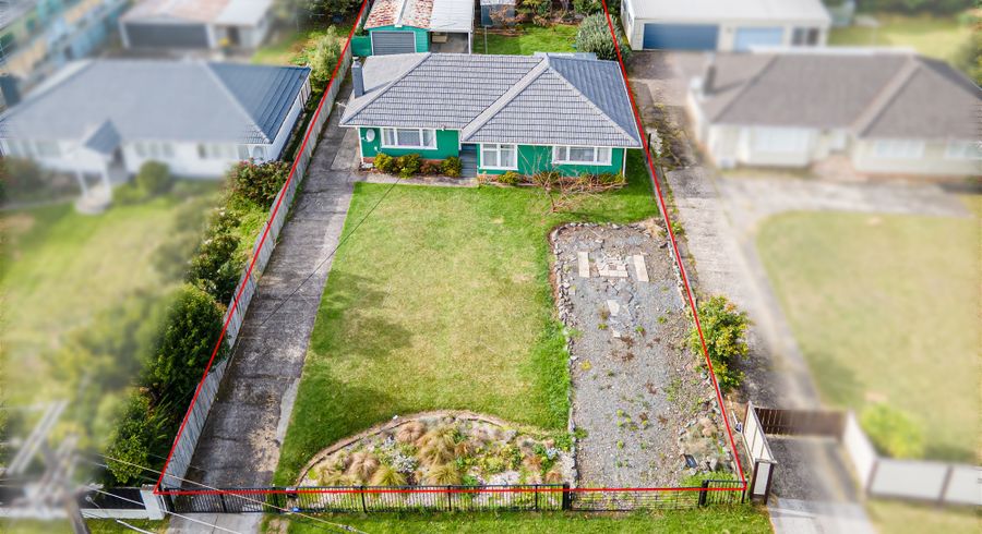  at 66 Smythe Road, Henderson, Auckland