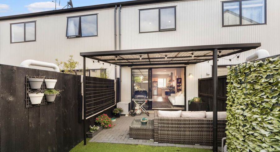  at 27 Kerewhenua Crescent, Hobsonville, Waitakere City, Auckland